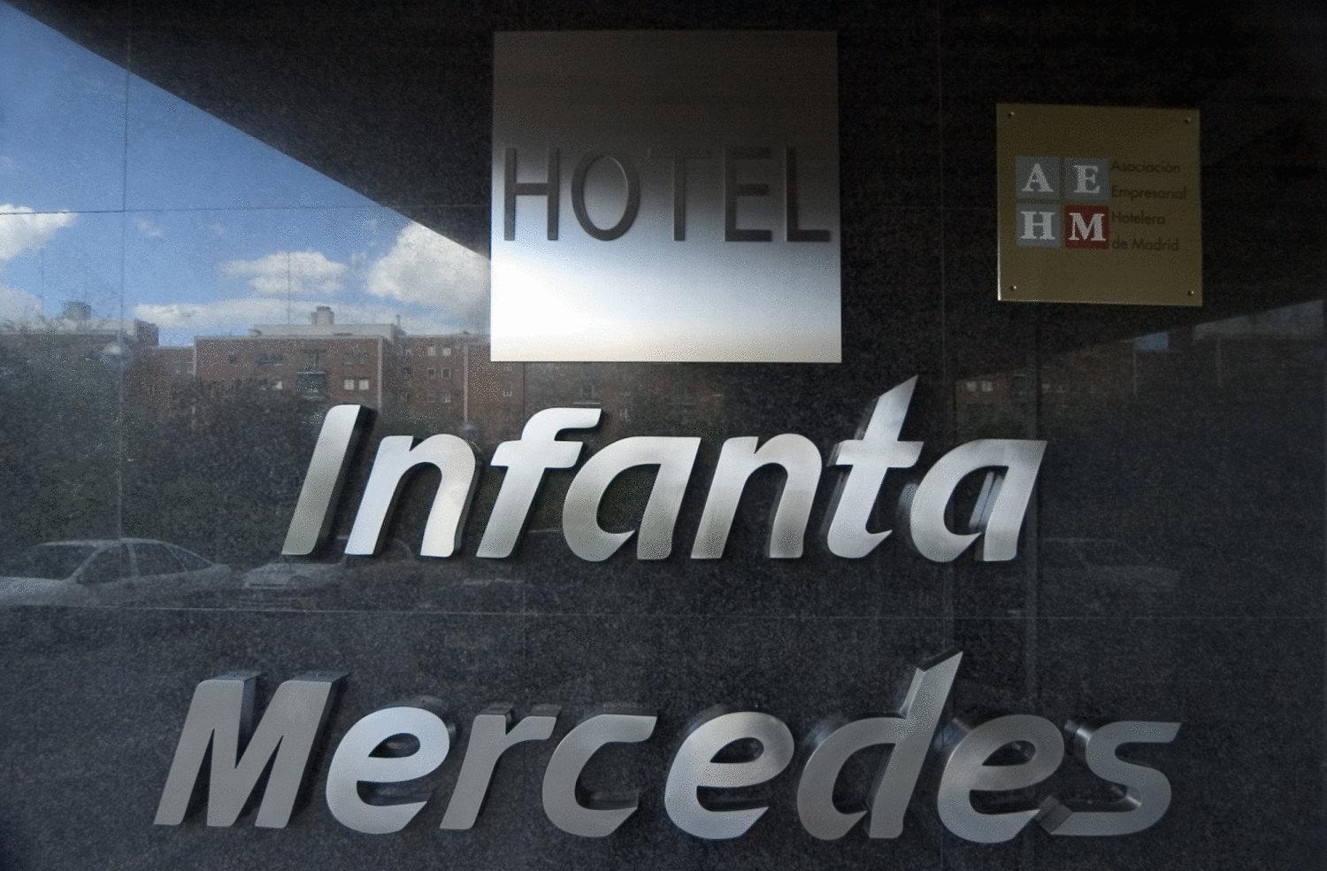 Infanta Mercedes Madrid Extérieur photo