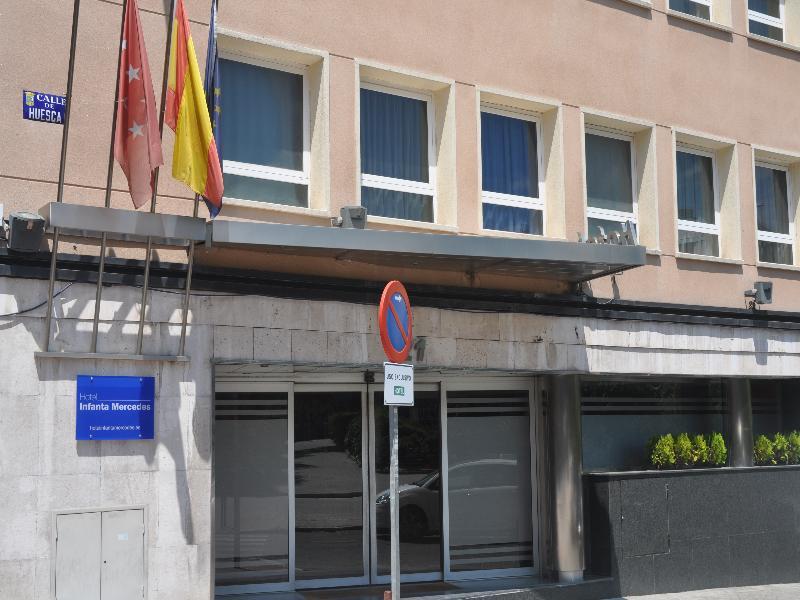 Infanta Mercedes Madrid Extérieur photo