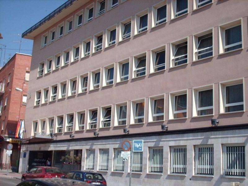 Infanta Mercedes Madrid Extérieur photo
